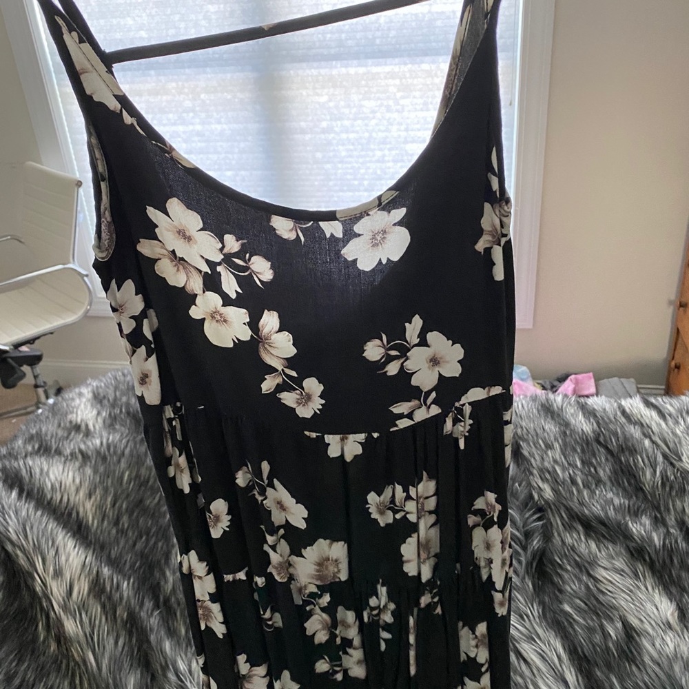 Brandy Melville dress - Picture 2 of 2